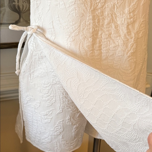 Lilly Pulitzer Ivory Ruffled Strap Mini romper - Picture 9 of 10